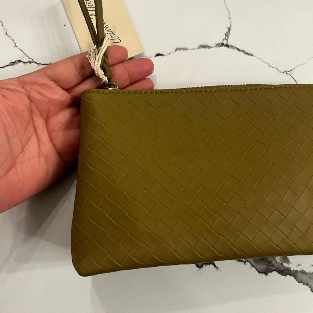 Universal Thread Summer Woven Zip Wallet Green NWT